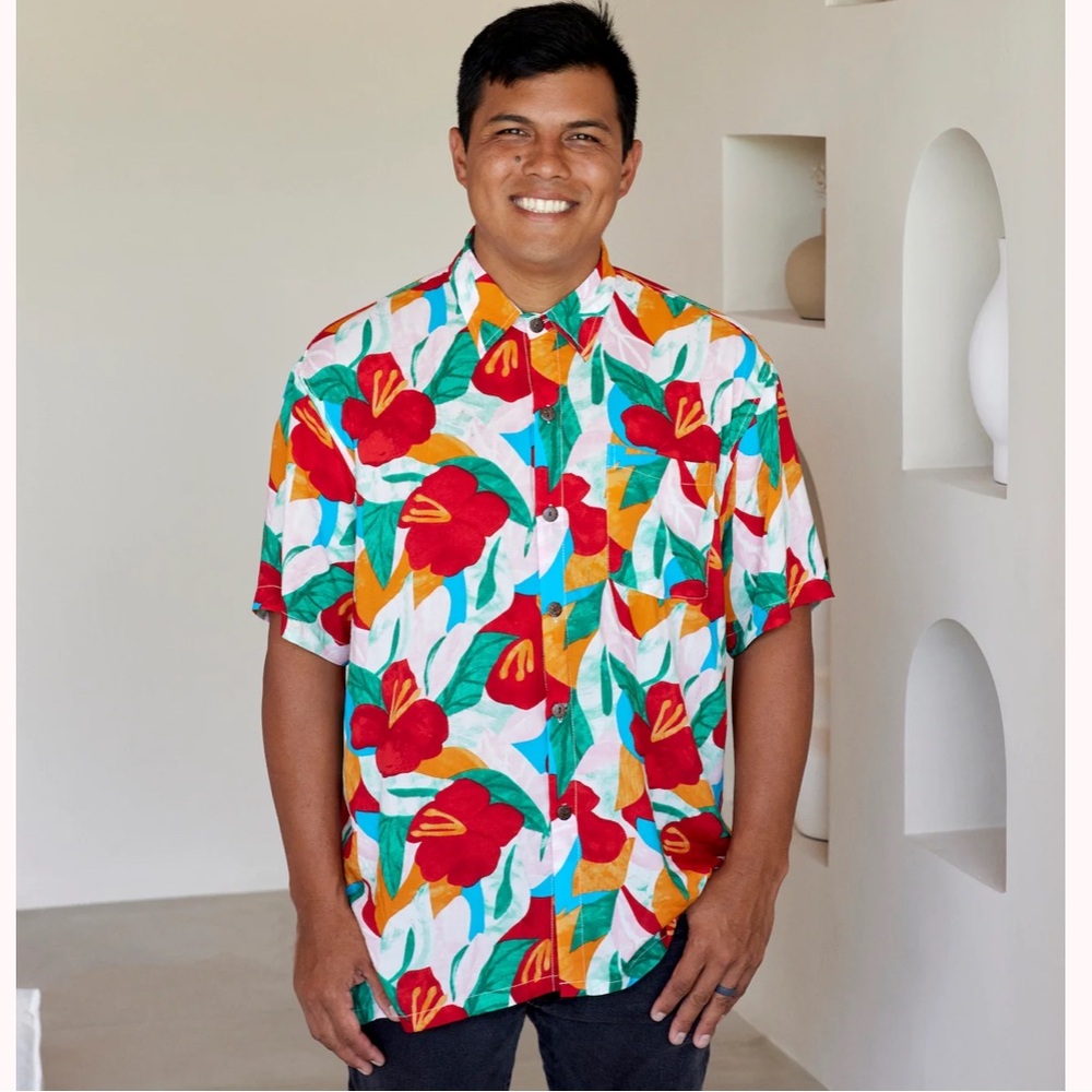YIREH • Men's Kahana Button-Up in Tropicana